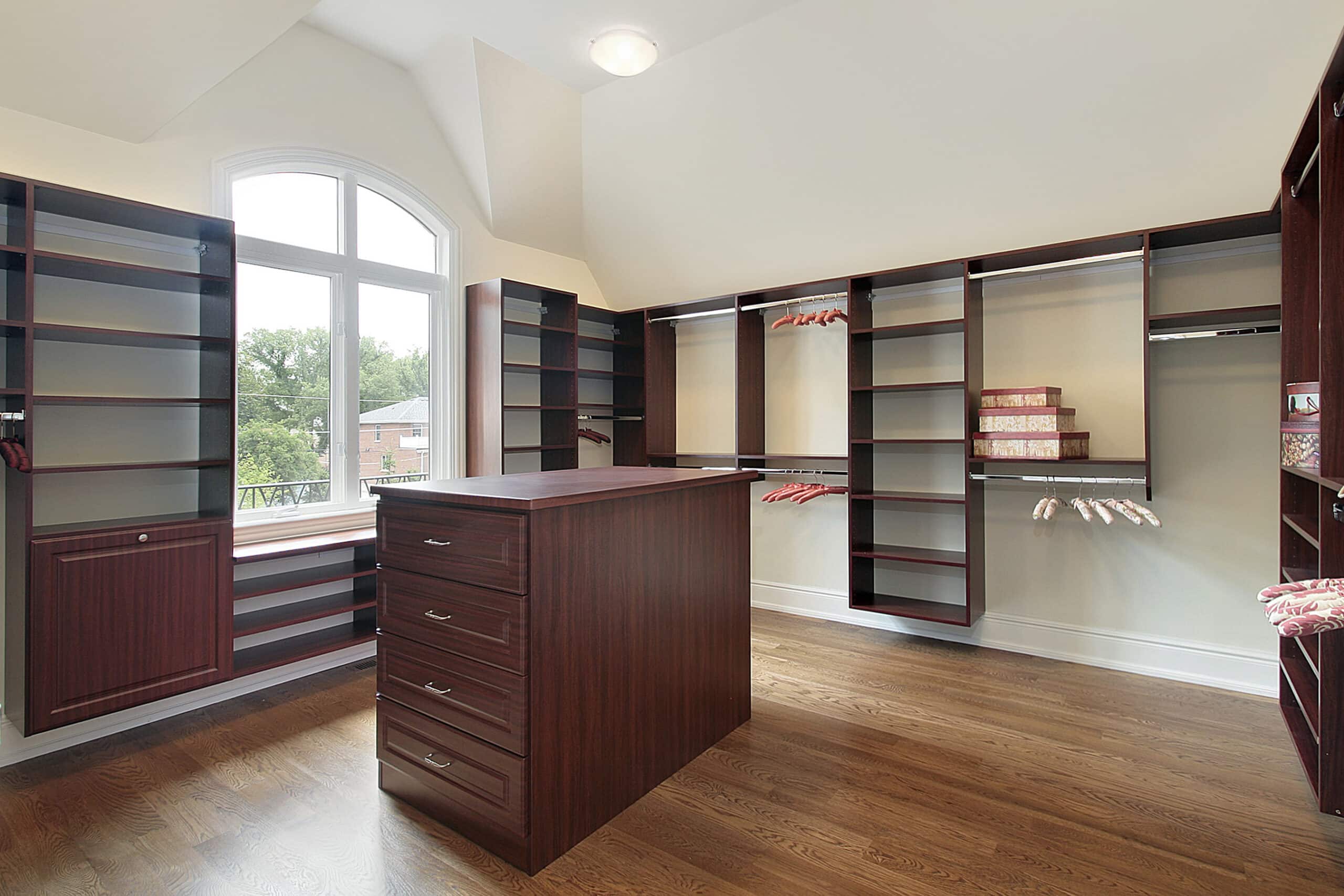  Ruffino Custom Closets