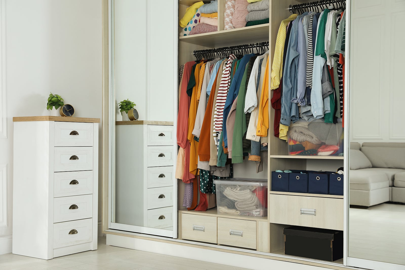  Ruffino Custom Closets
