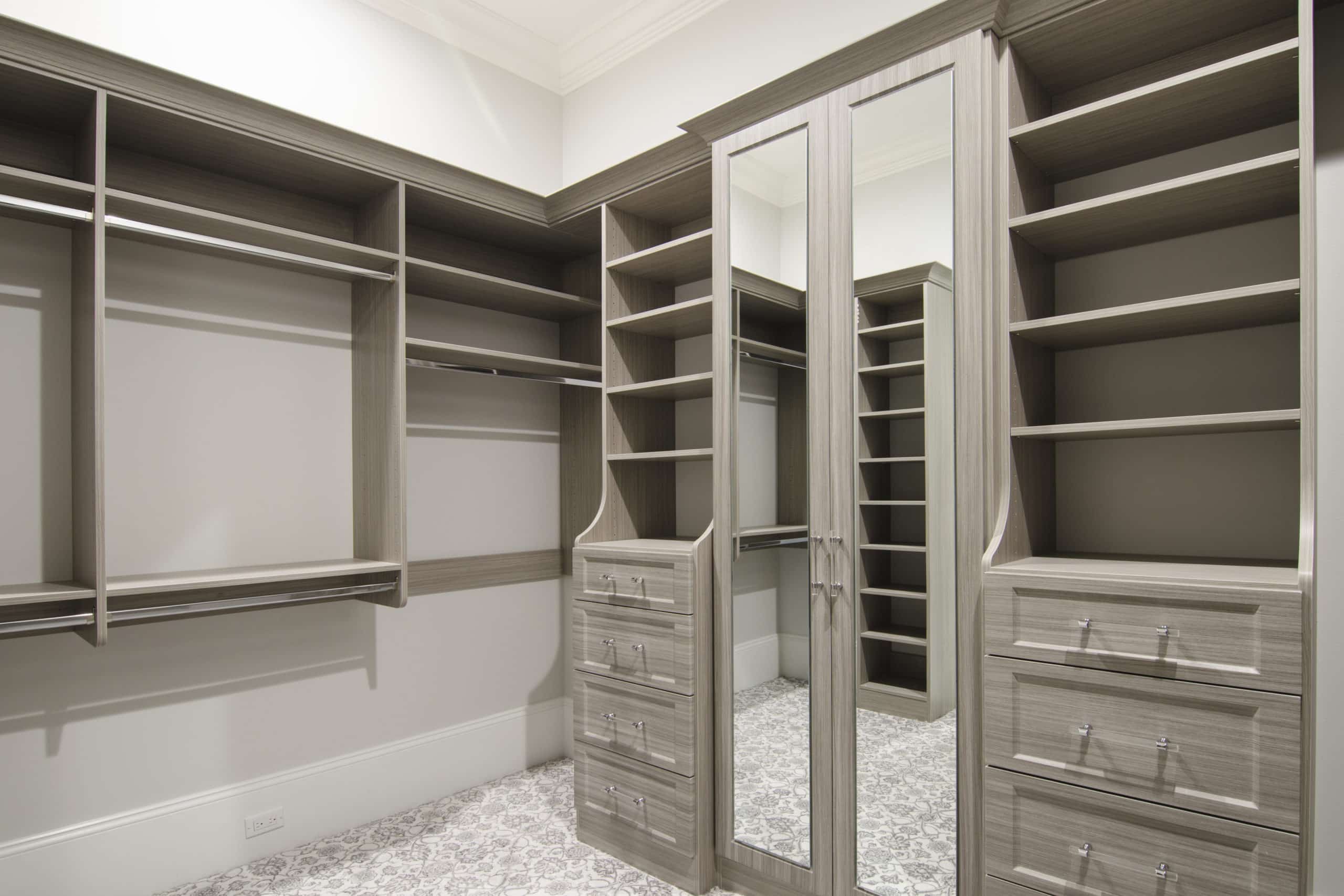 Custom Closets in Louisiana | Ruffino Closets | Closet Units